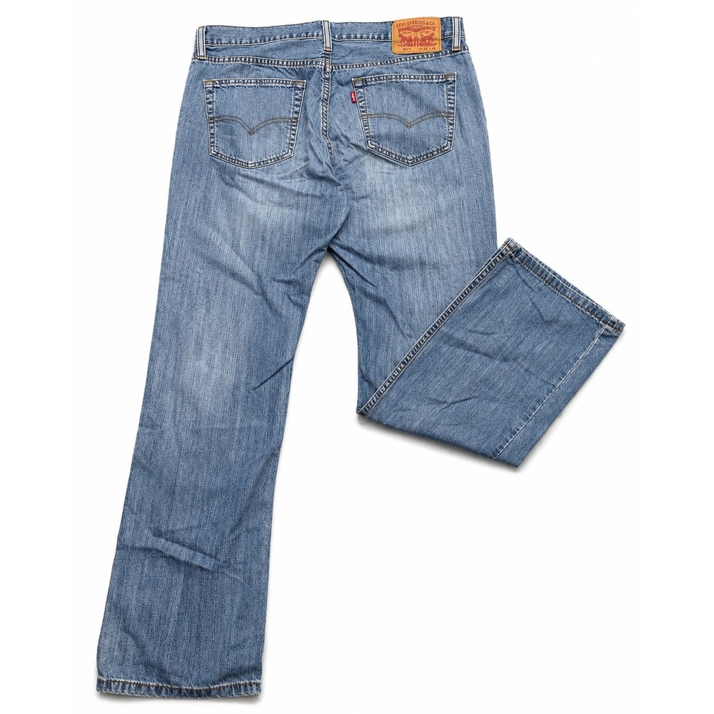Levi's 527 Slim Bootcut Jeans Men's W34 L30 Medium Wash Denim Classic - Picture 2 of 13